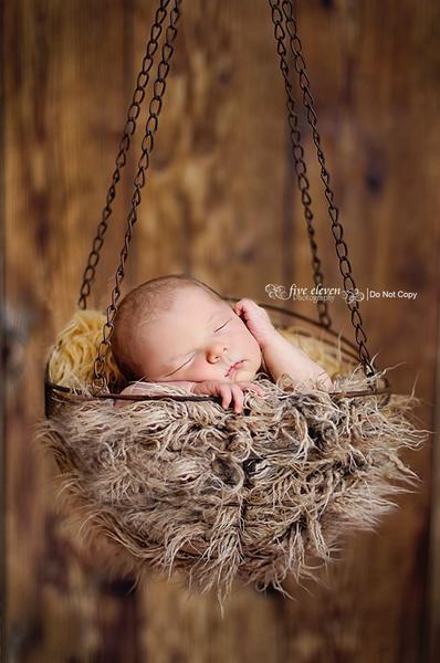 The Ultimate Guide For Posing Newborns