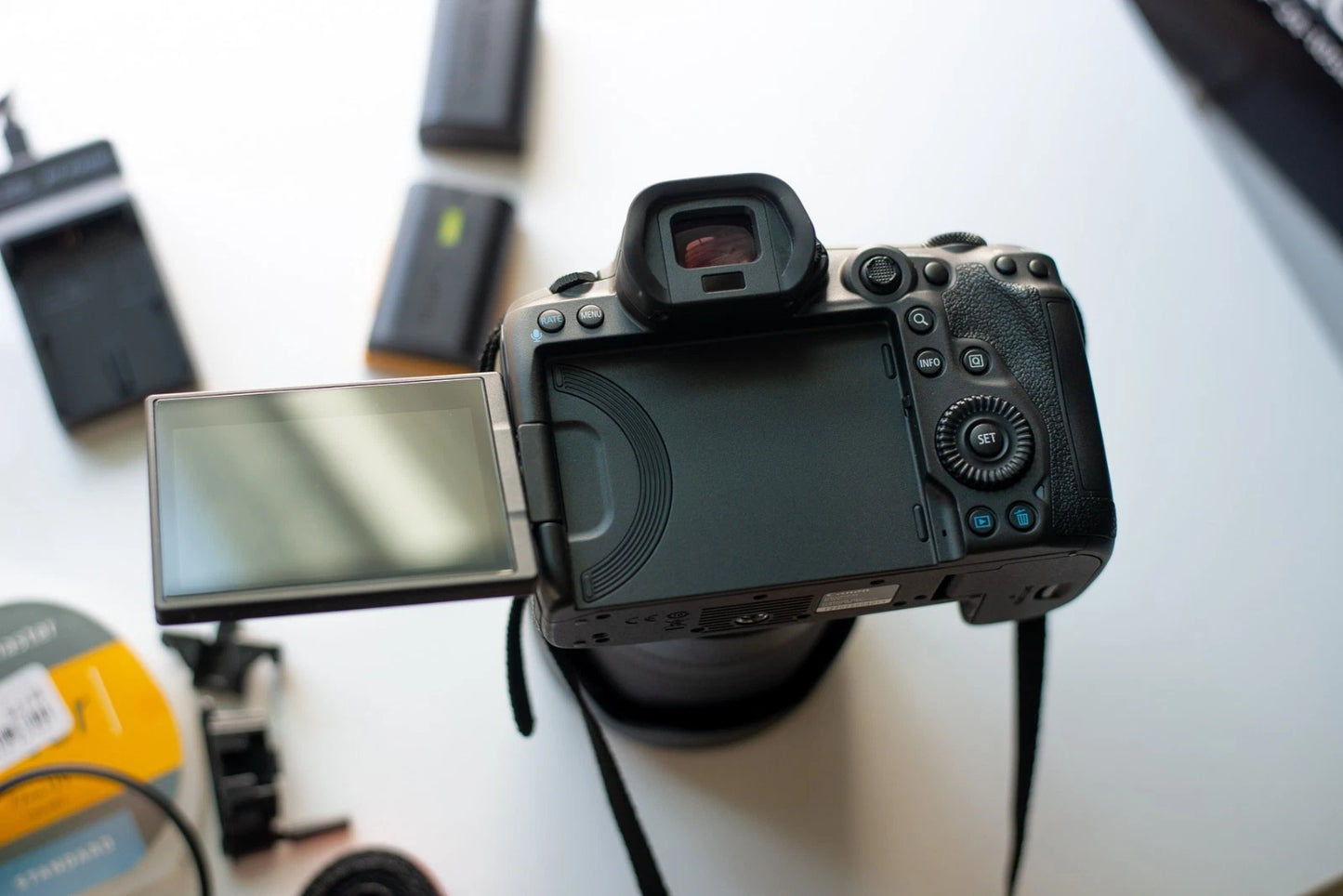 Mint Canon EOS R5